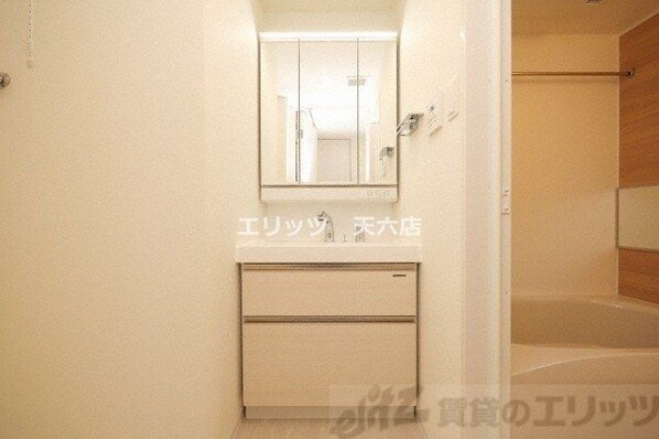 シーズンフラッツ梅田NORTHの物件内観写真